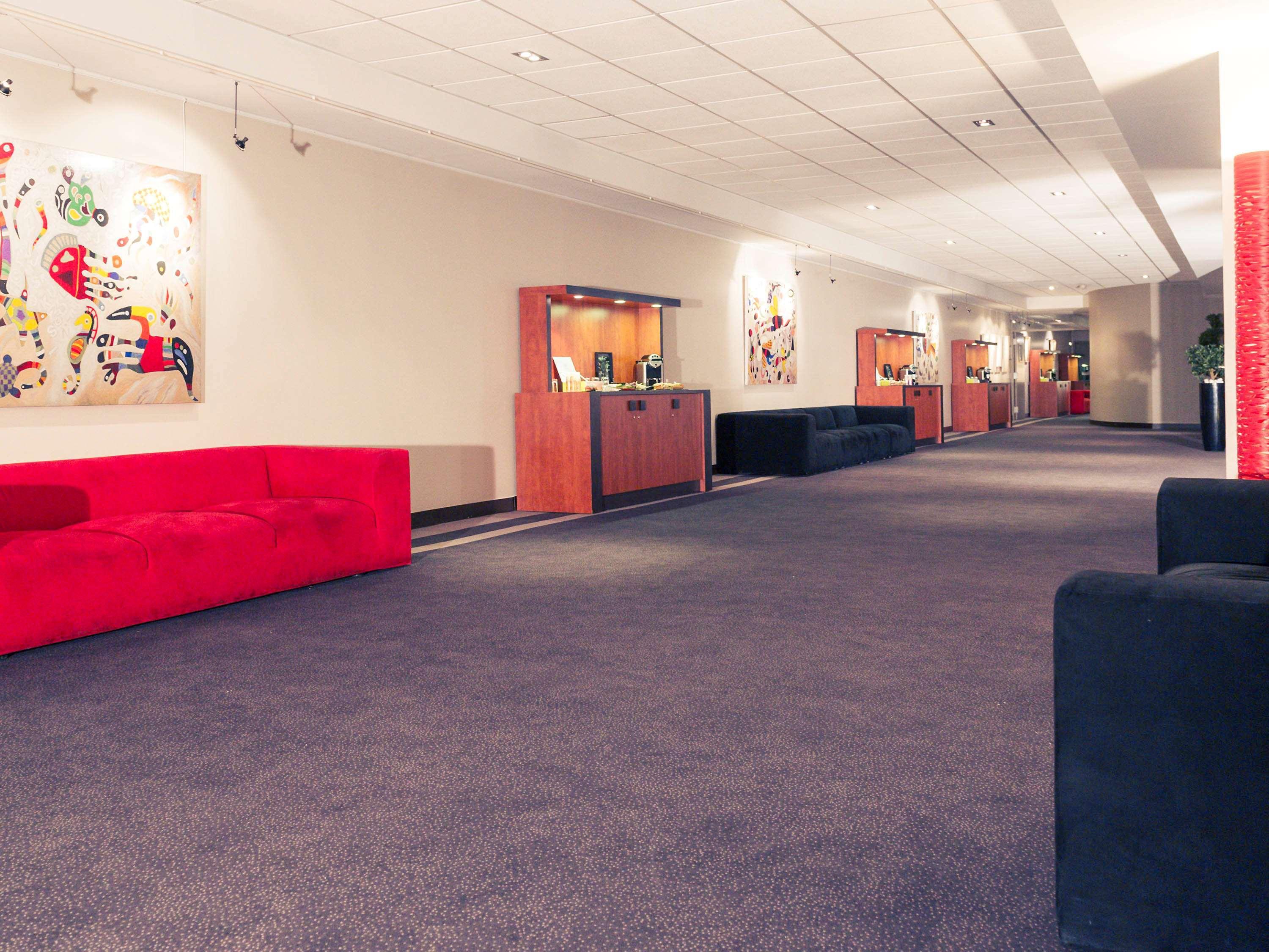 Mercure Maurepas Saint Quentin Экстерьер фото