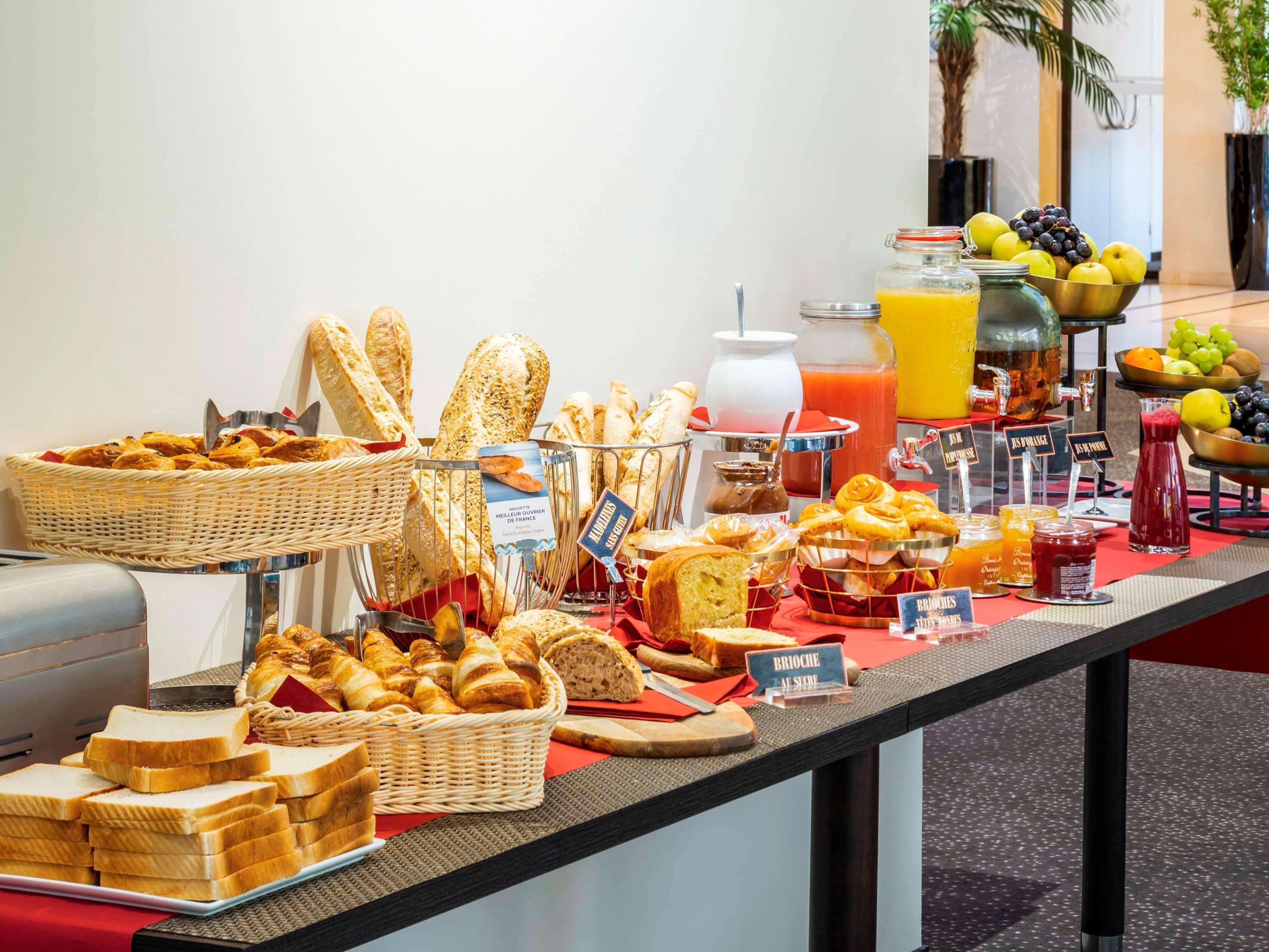 Mercure Maurepas Saint Quentin Экстерьер фото
