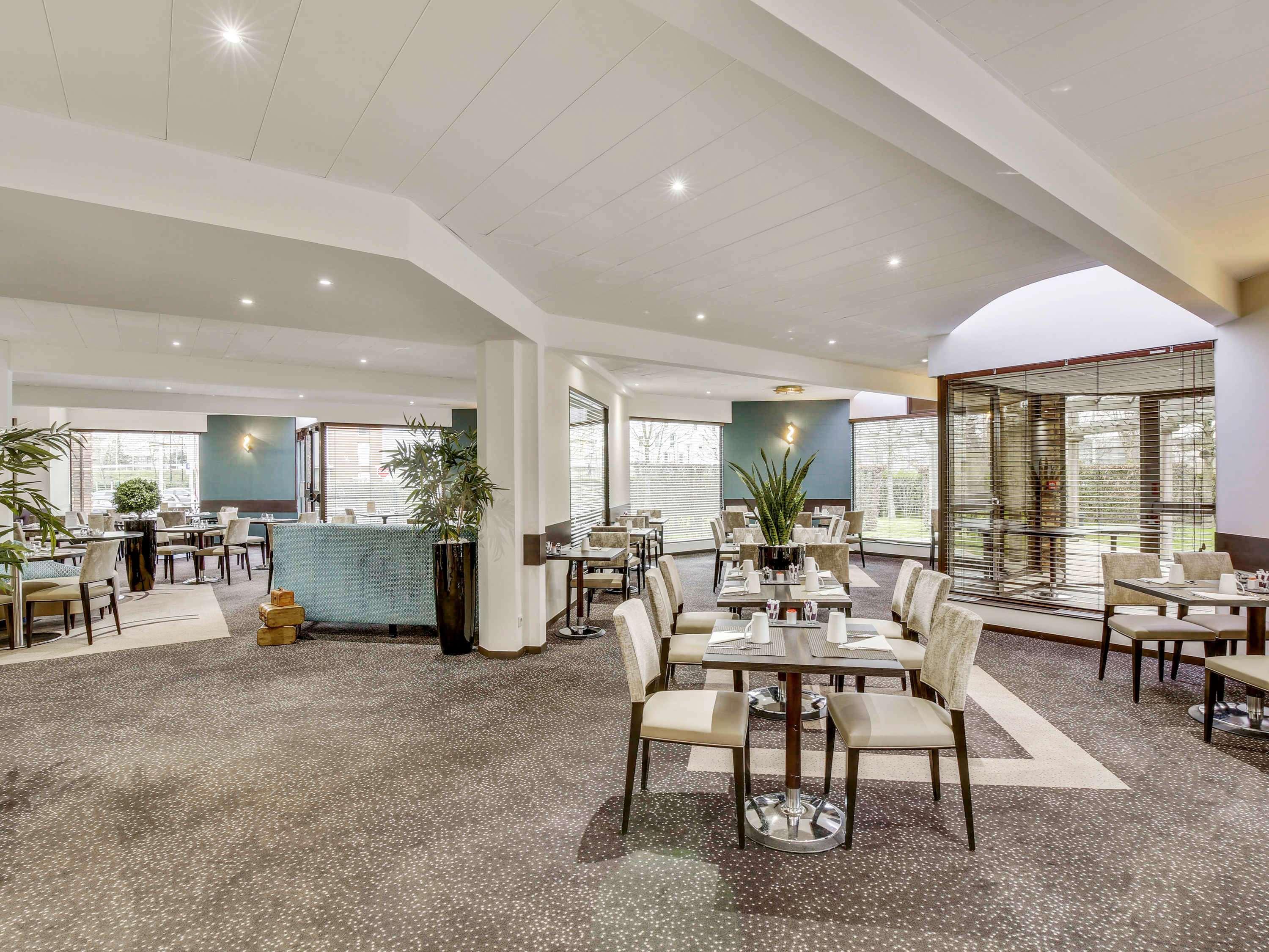 Mercure Maurepas Saint Quentin Экстерьер фото