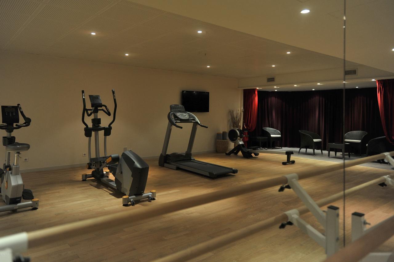 Mercure Maurepas Saint Quentin Экстерьер фото